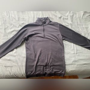 Nike women’s small quarter zip fleece dark grey